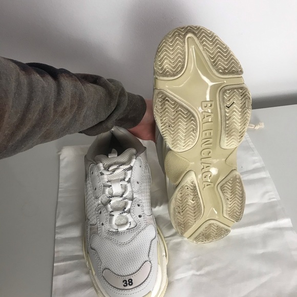 Balenciaga Triple S Sneakers ⚡️ SOLD - Picture 6 of 11
